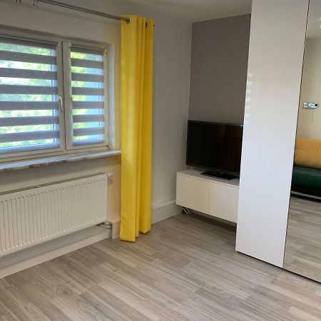 Comfortable Studio Only 20 Minutes From International Conference Center Katowice Best Place For Wuf2022 Eec Tnf Off Etc Siemianowice Śląskie Exteriér fotografie